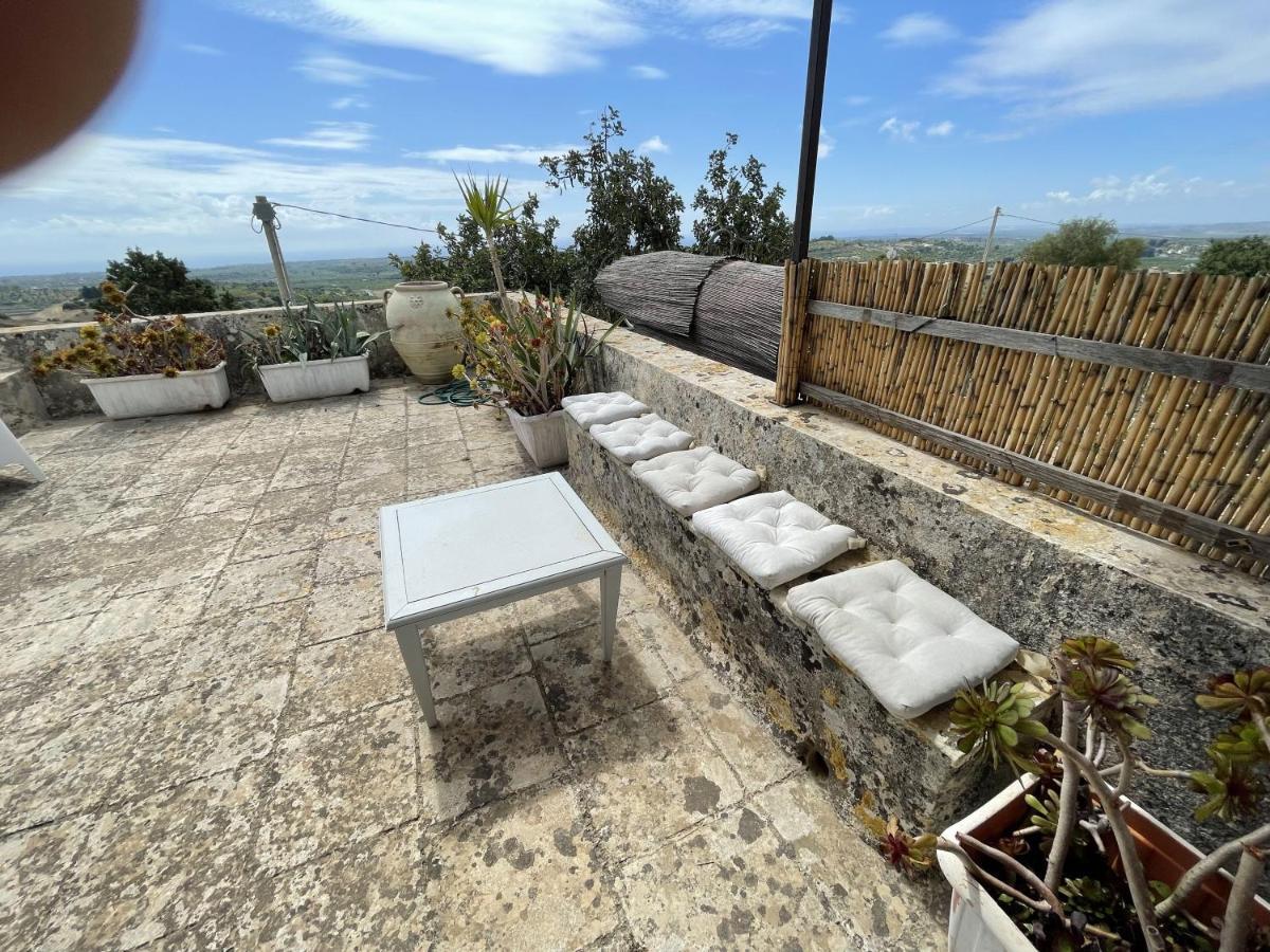 Il Dammuso Di Noto - Villa Con Piscina Privata Avola Bagian luar foto
