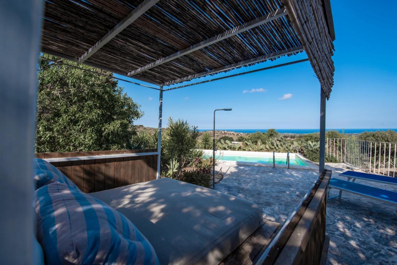 Il Dammuso Di Noto - Villa Con Piscina Privata Avola Bagian luar foto